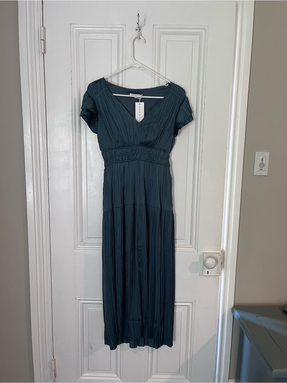 Tuckernuck Teal-Green Pleated V-Neck Midi Dress